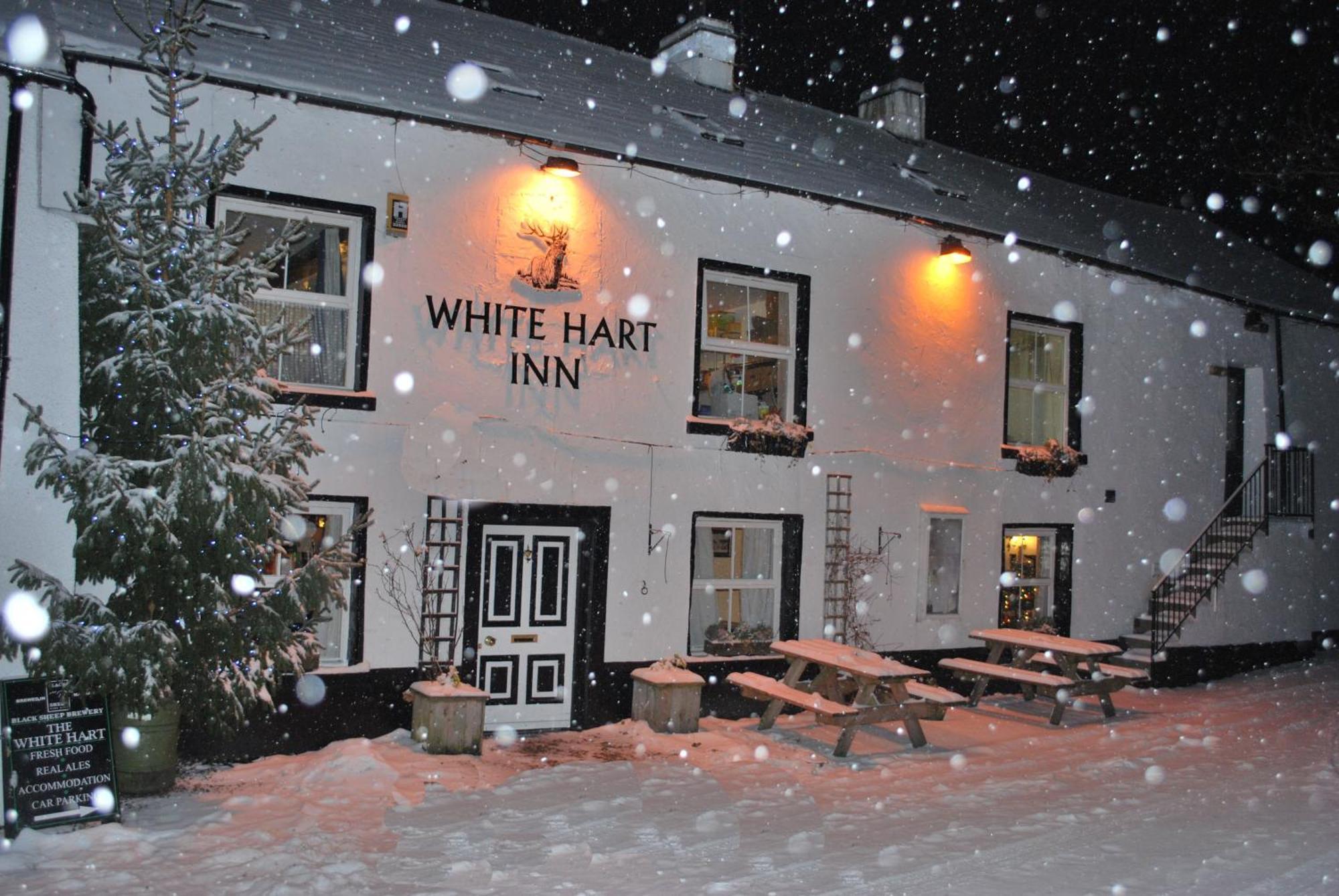 White Hart Inn Bouth Dış mekan fotoğraf